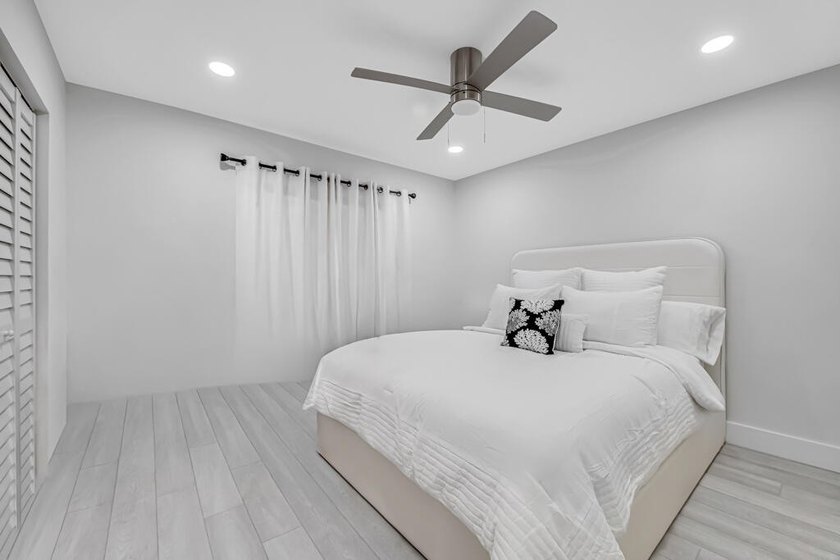 Prepare to be impressed! No detail overlooked, This spectacular - photo 21