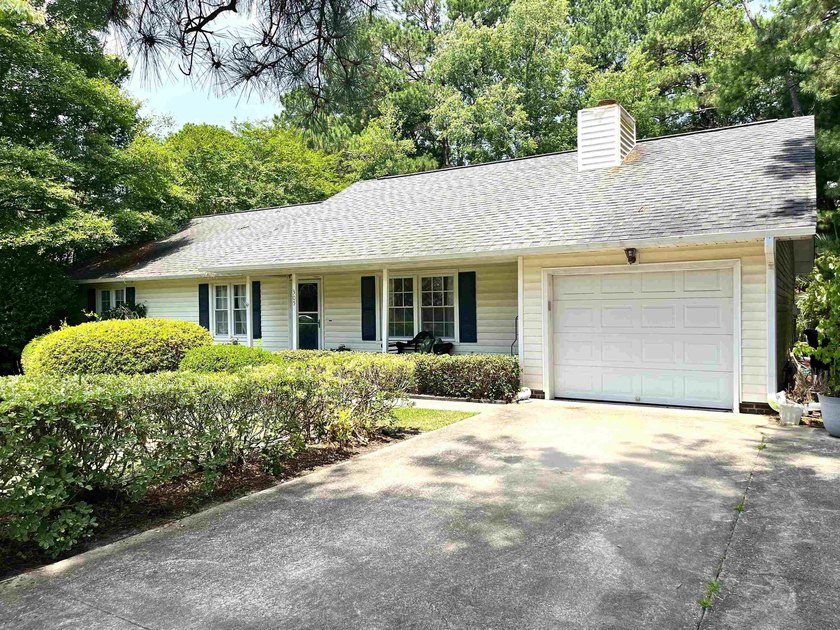 LOCATION! PRIVATE BACKYARD OASIS!! IN-GROUND SALTWATER POOL!!! - photo 30