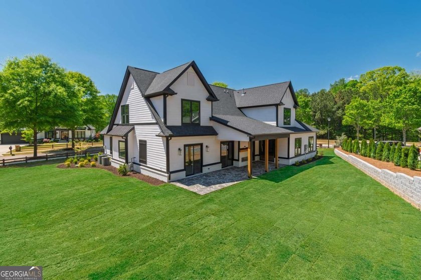 Up to $15,000 in Buyer Incentives Available! Welcome to an - photo 8
