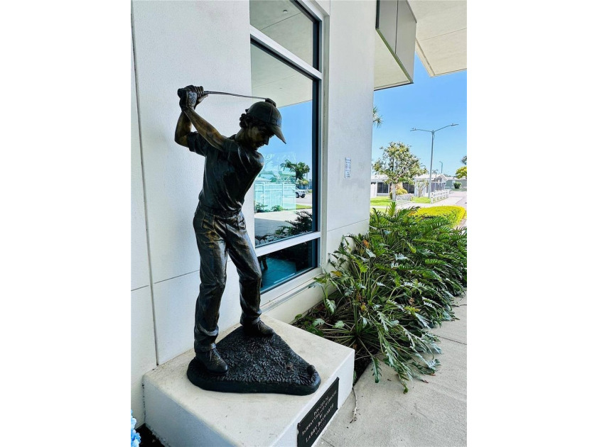 Virtually Staged. Located in a quiet and favorable area within - photo 44
