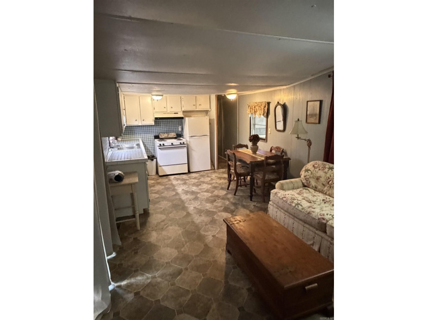 Welcome to the market this 3 bedroom 1.5 bath located on a dead - photo 15