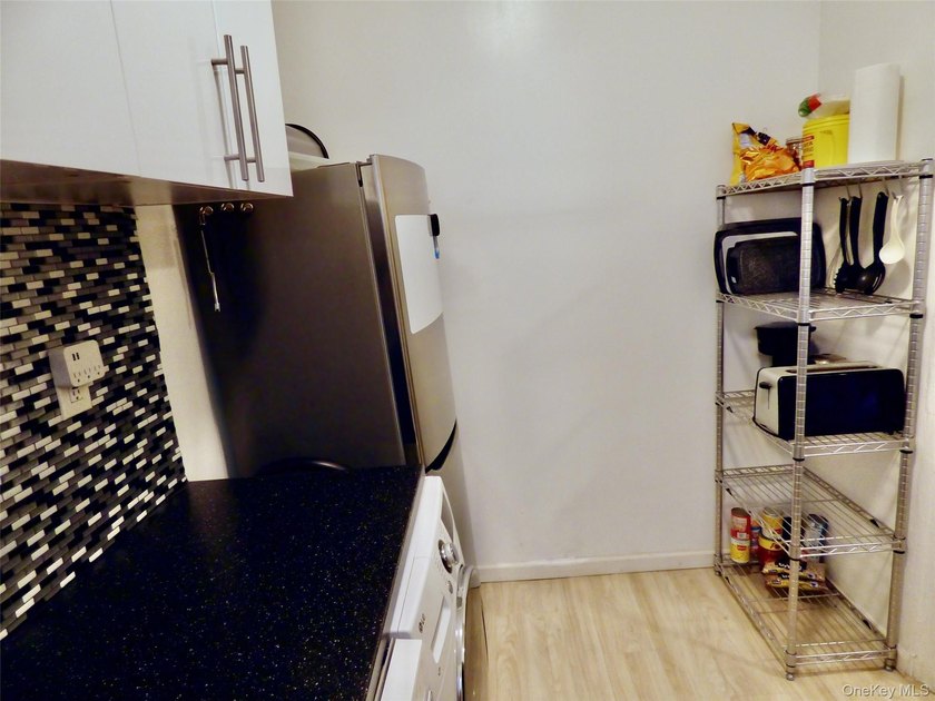 Experience urban living at its finest in this spacious Coop - photo 22