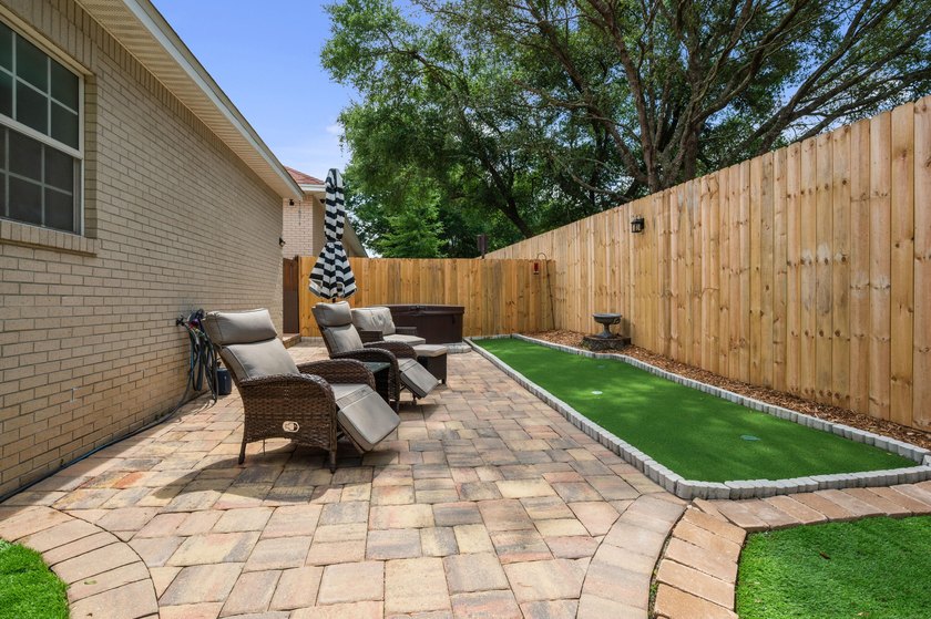 Welcome to 1601 Mallorca Cove, a beautifully maintained - photo 48