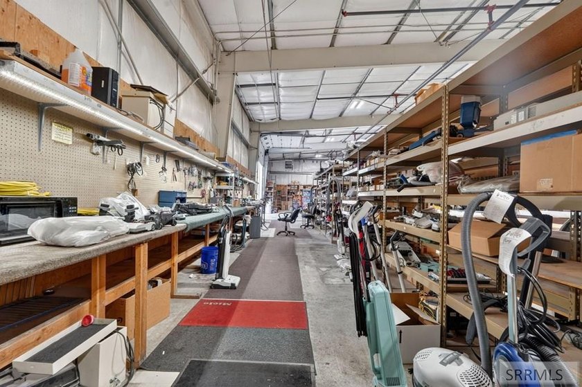 This is an exceptional opportunity to acquire a high-quality 33 - photo 50