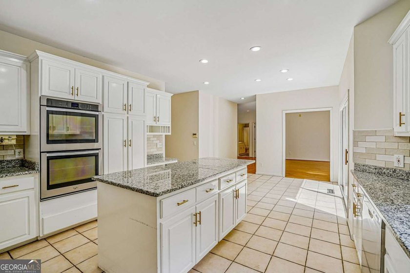Nestled on a quiet cul-de-sac lot backing to acres of private - photo 6