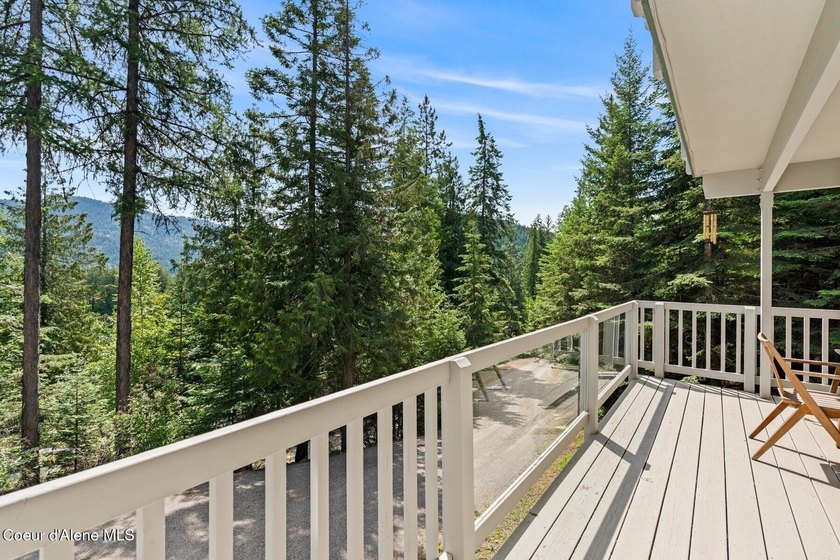 Elevated above The Idaho Club just east of Sandpoint, this - photo 8