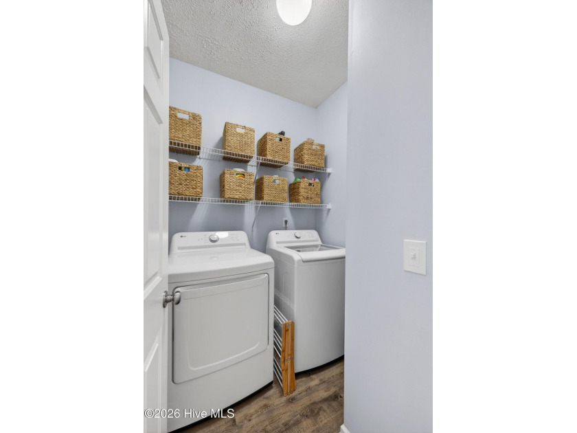 Recently Updated End Unit - Effortless Living in a Prime - photo 8