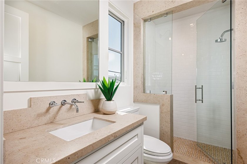Welcome home to 408 Poinsettia . . . both home and sanctuary - photo 34