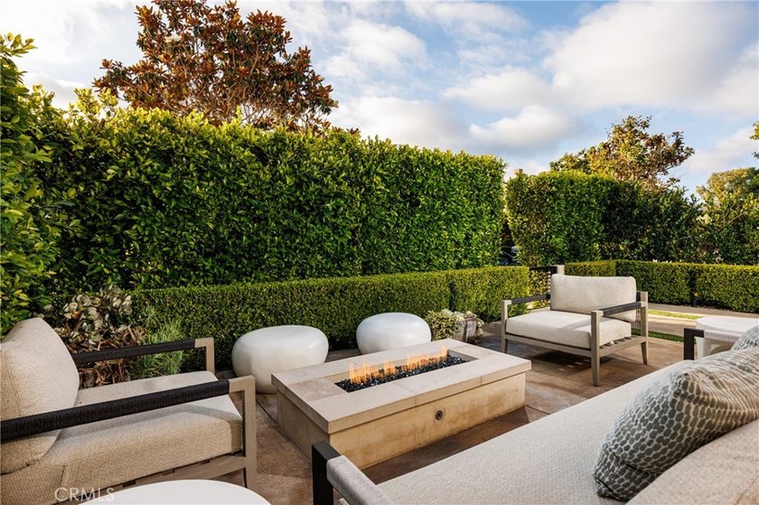 Welcome home to 408 Poinsettia . . . both home and sanctuary - photo 50