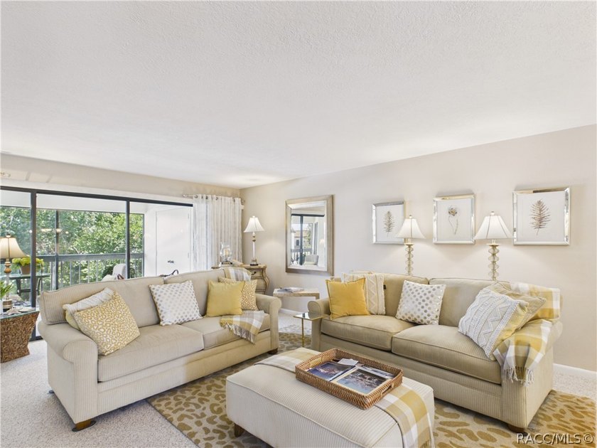 TURN-KEY &amp; FULLY FURNISHED! Start your mornings on the screened - photo 17