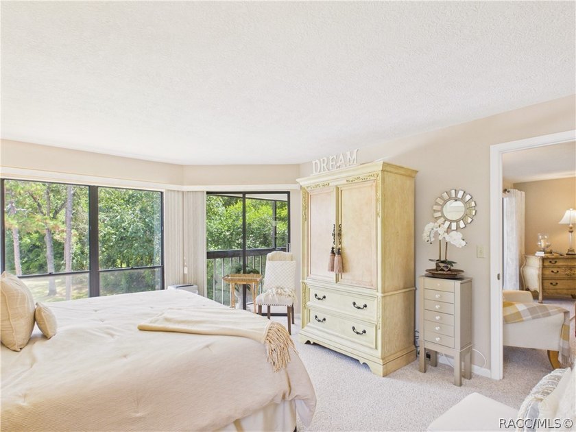 TURN-KEY &amp; FULLY FURNISHED! Start your mornings on the screened - photo 25