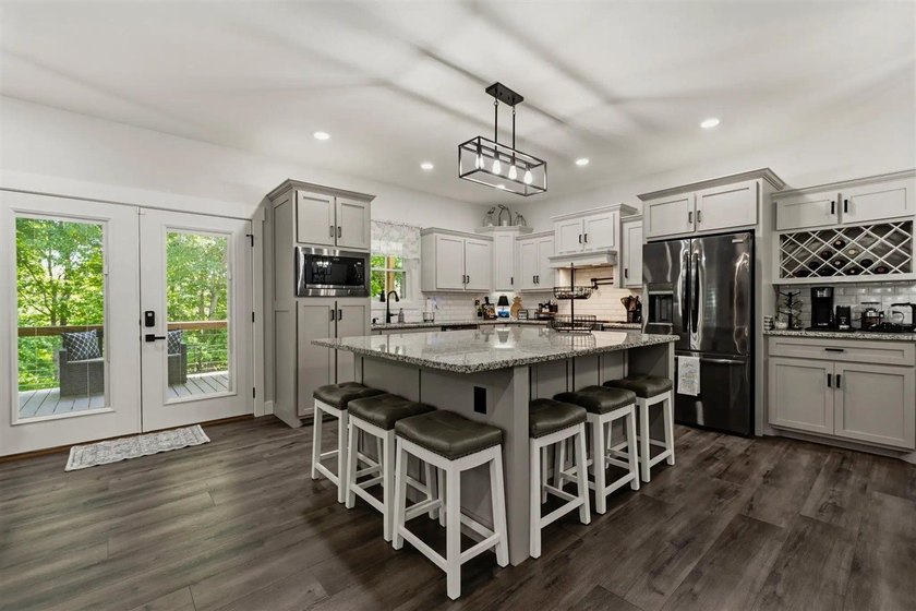 LIVE THE LAKE LIFE - WITH LAKE VIEWS AND RARE WALKABLE TO THE - photo 9