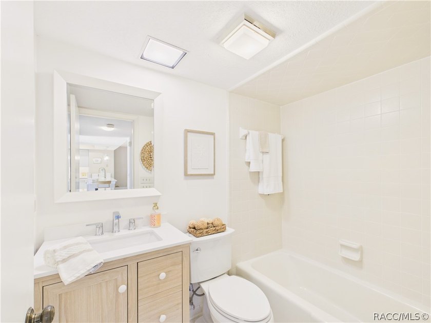 TURN-KEY &amp; FULLY FURNISHED! Start your mornings on the screened - photo 39
