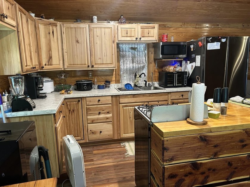 Cozy 5 y/o 420 sf cabin on 0.72 acres only 4.5 miles to Walnut - photo 10