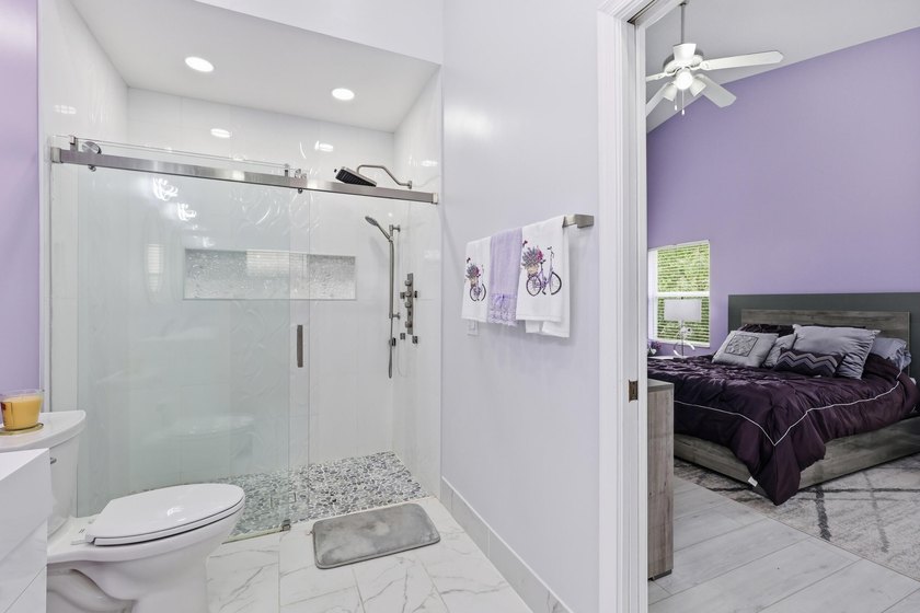 Beautifully updated and backing to a peaceful preserve, this - photo 19