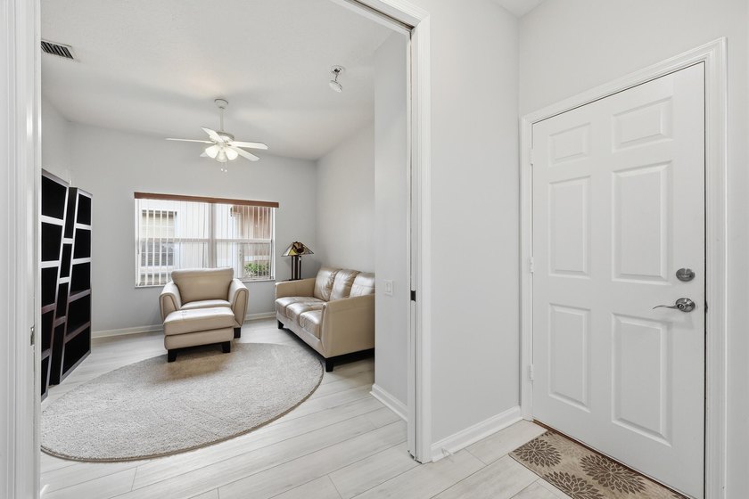 Beautifully updated and backing to a peaceful preserve, this - photo 27