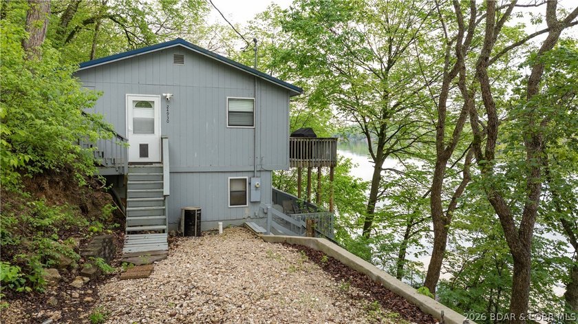 Lakefront living in a wide, quiet cove on the Gravois Arm! - photo 23