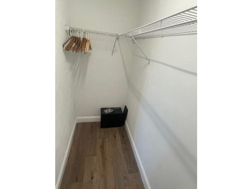 Coastal Elegance Meets Modern Convenience at The Lookout on Main - photo 19