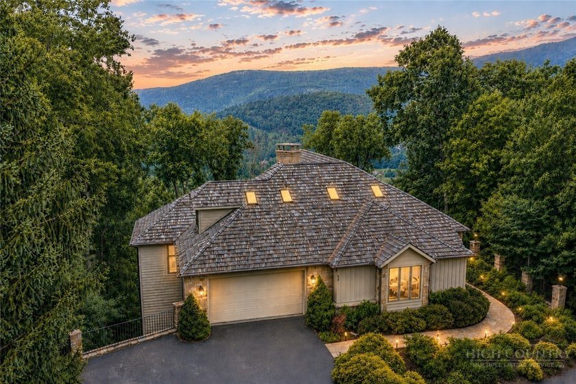 Where mountain elegance meets modern innovation, this - photo 2