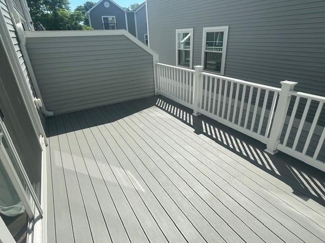 Coastal Elegance Meets Modern Convenience at The Lookout on Main - photo 27