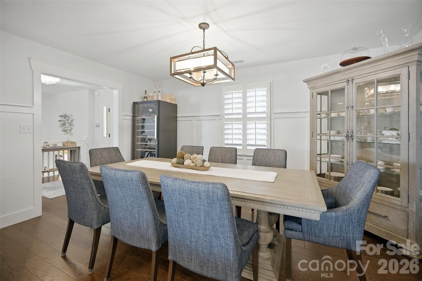 Experience elevated Lake Norman living in this fully renovated - photo 15