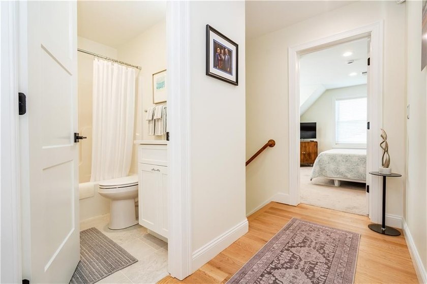 Wow! Fantastic location and setting. In a quiet neighborhood - photo 23