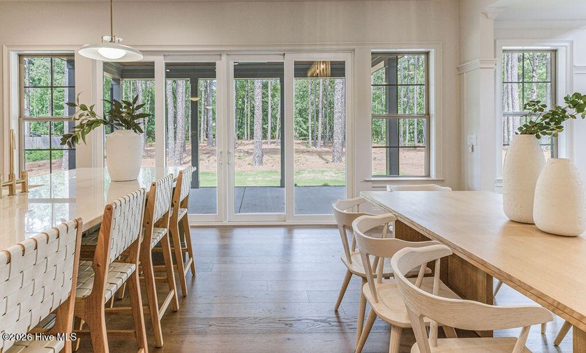 Exceptional new construction offering a refined blend of luxury - photo 16