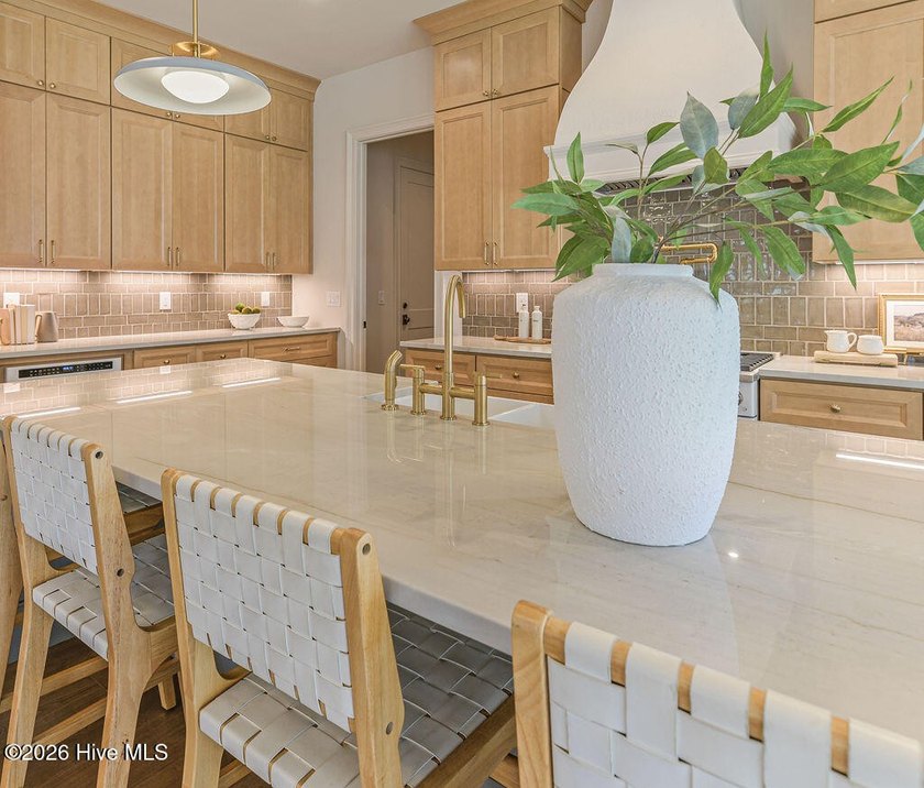 Exceptional new construction offering a refined blend of luxury - photo 19