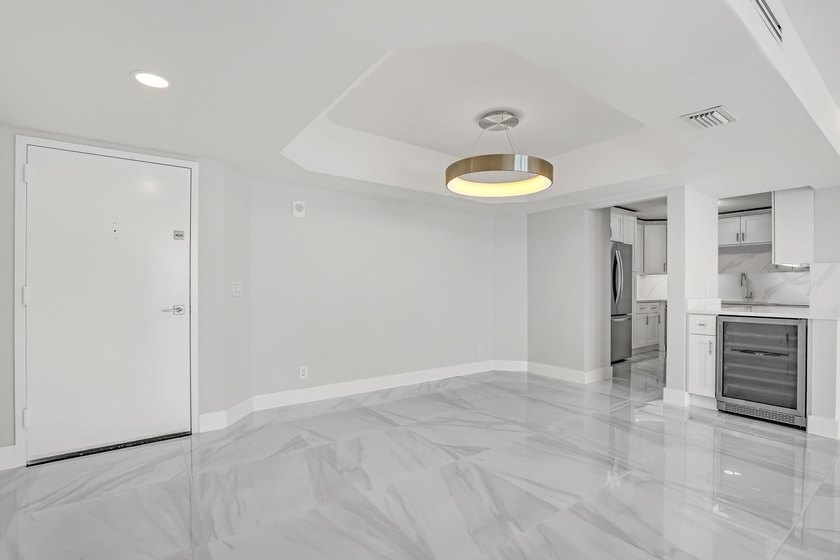WELCOME TO DUNE DECK! An exclusive luxury condominium building - photo 24