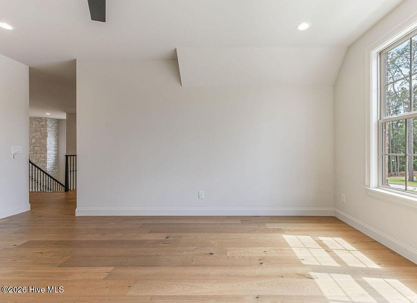 Exceptional new construction offering a refined blend of luxury - photo 43