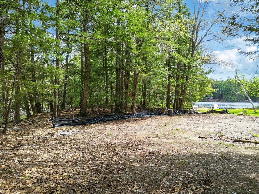 Discover the opportunity to own waterfront land on Sokokis Lake - photo 7
