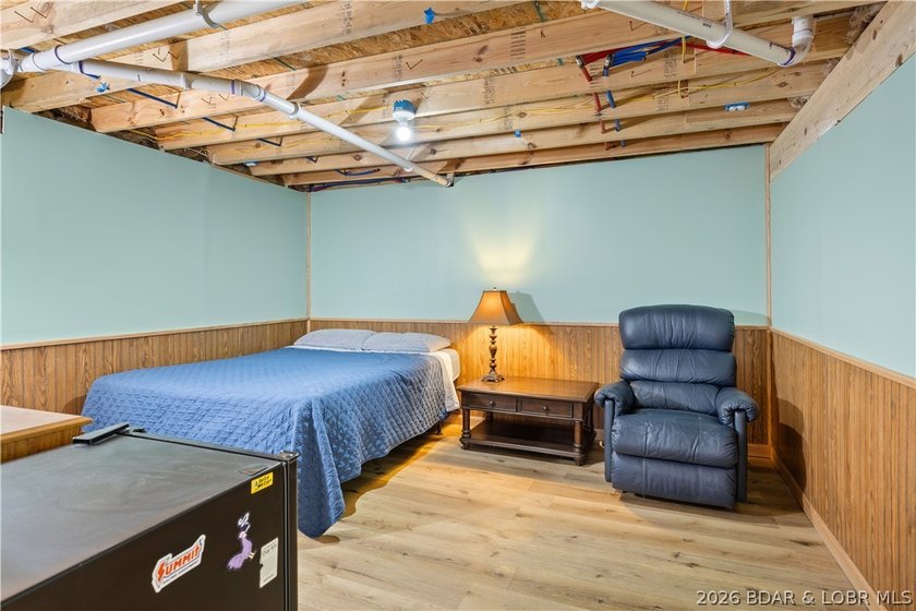Welcome to the perfect blend of modern living and industrial - photo 18