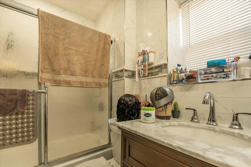 Welcome to a homeowner's dream in the heart of Baychester! This - photo 13
