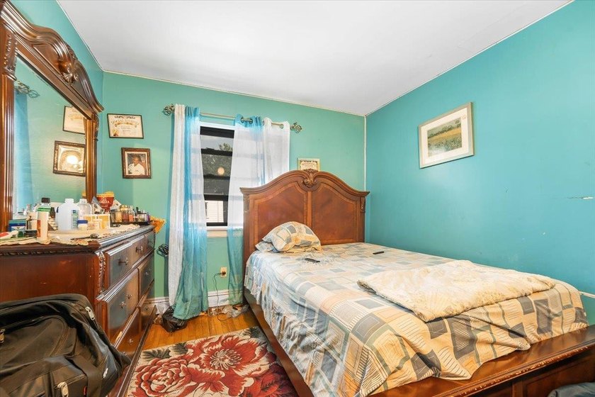 Welcome to a homeowner's dream in the heart of Baychester! This - photo 14