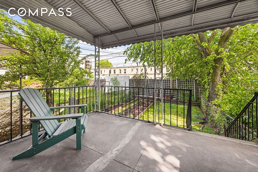 Discover the last affordable neighborhood in Brooklyn. Nestled - photo 12