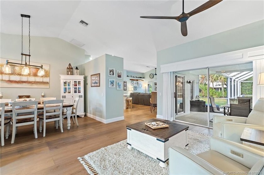 Amazing 3 Bedroom, 2 Bath, Concrete Block home with SO much to - photo 15
