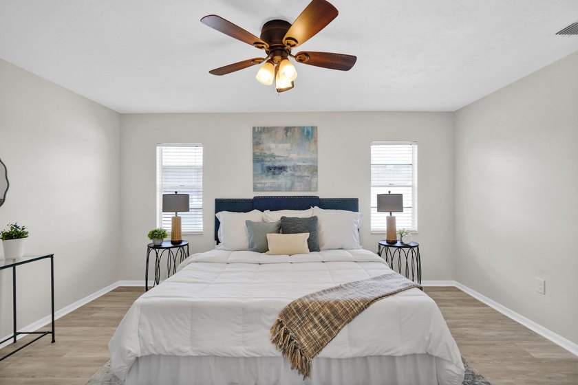 Move right into this beautifully updated 3-bedroom, 2-bath home - photo 19