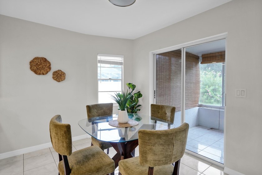 Move right into this beautifully updated 3-bedroom, 2-bath home - photo 21