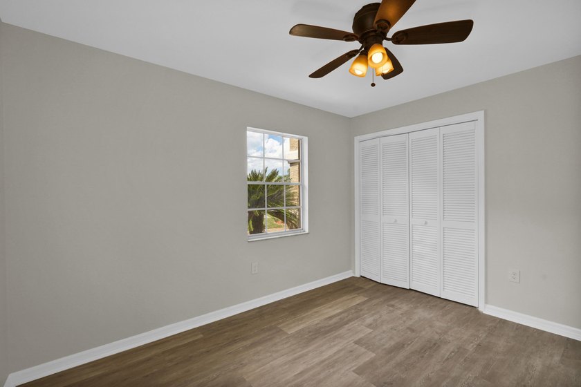 Move right into this beautifully updated 3-bedroom, 2-bath home - photo 27