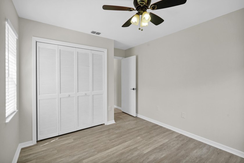 Move right into this beautifully updated 3-bedroom, 2-bath home - photo 33