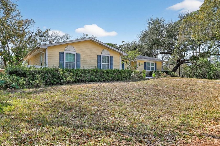 Investor's dream! Situated on 1 acre in a prime location, this - photo 39