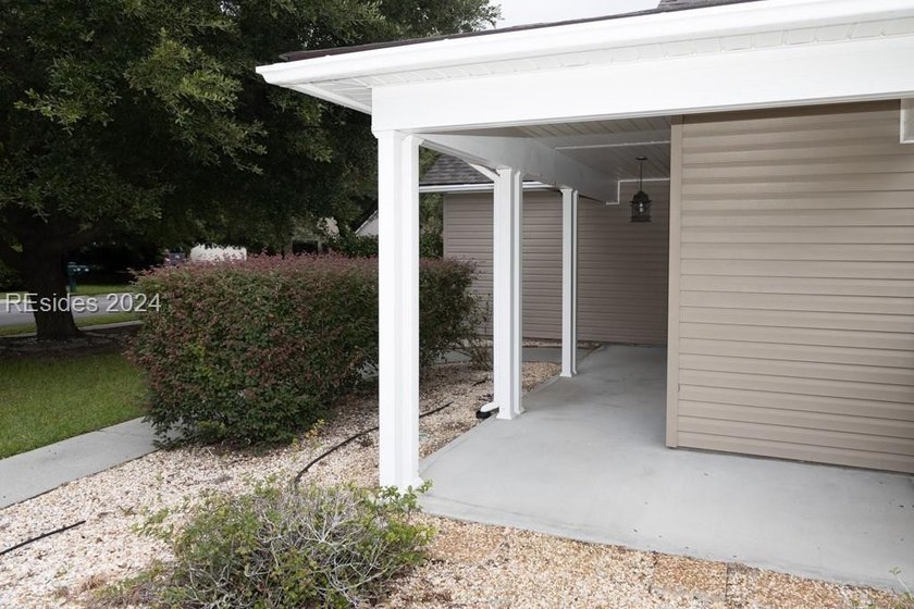 Welcome to 74 Bridgewater Drive, a beautifully maintained 3 - photo 11