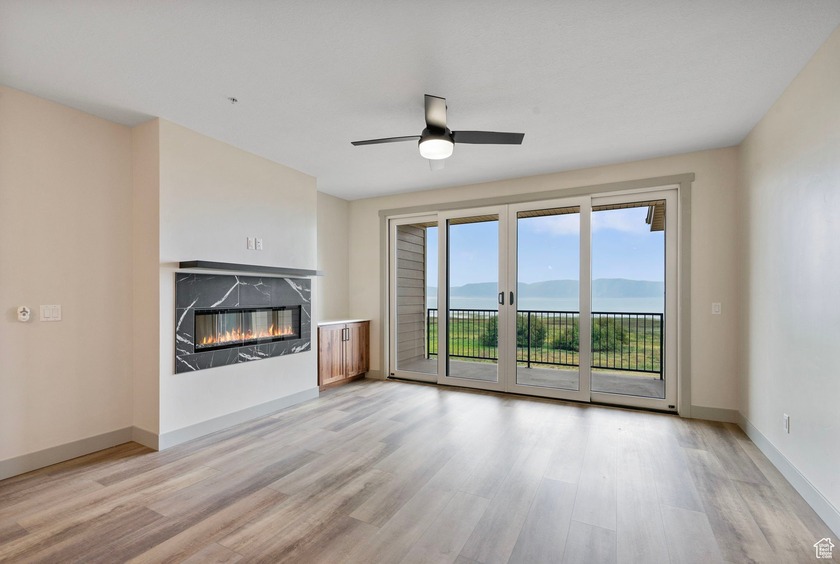 Modern Luxury Condo Near Bear Lake Short term rental Approved - photo 17