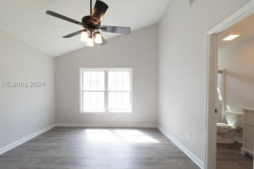 Welcome to 74 Bridgewater Drive, a beautifully maintained 3 - photo 25