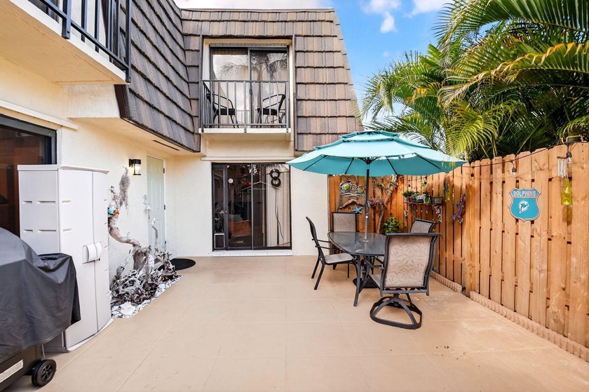 Welcome to 1545 Forest Lakes Circle Unit B in West Palm Beach - photo 5