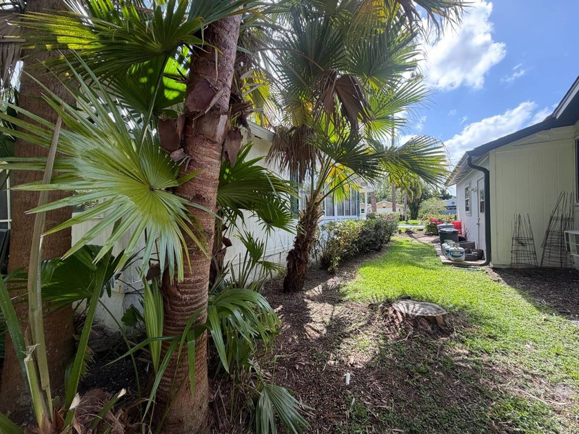 Tucked along a peaceful preserve, this 2-bedroom, 2-bath home - photo 22