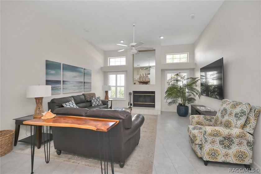 Welcome to this well-maintained 3 Bedroom, 2.5 Bath pool home - photo 22