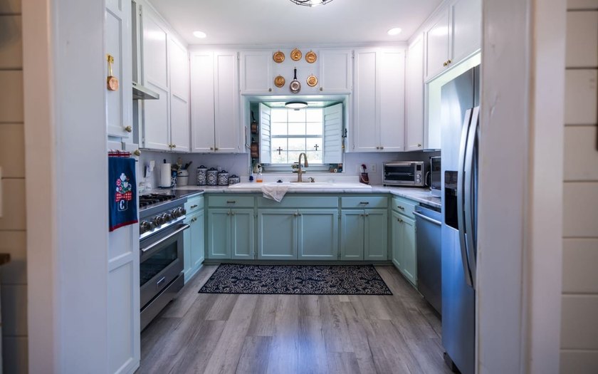 Welcome to your own private lakefront retreat!Situated on - photo 6