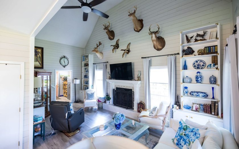 Welcome to your own private lakefront retreat!Situated on - photo 8