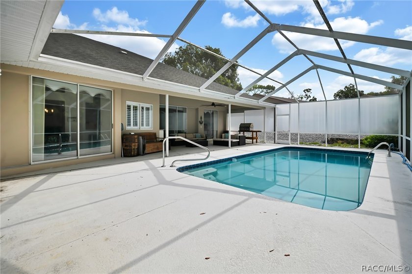 Welcome to this well-maintained 3 Bedroom, 2.5 Bath pool home - photo 34